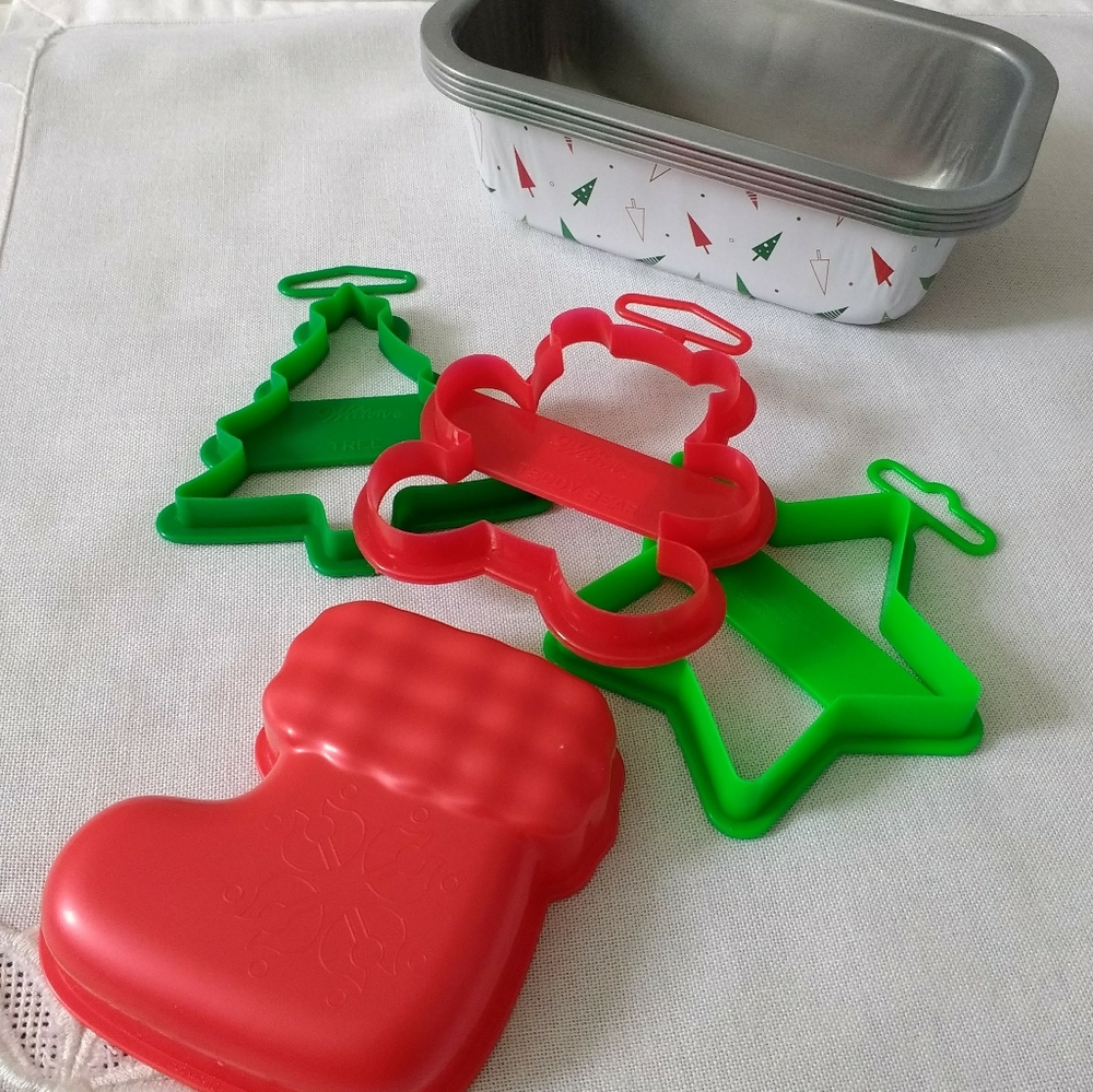Christmas bakeware